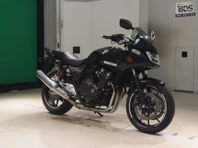 Honda CB400SFV-4 BOLDORABS