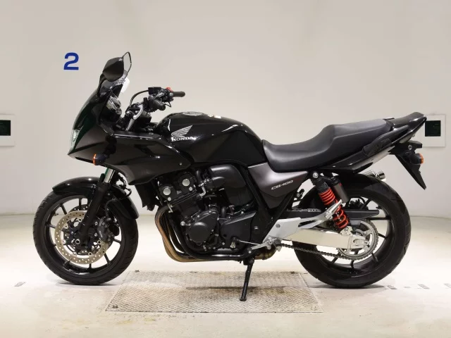 Honda CB400SFV-4 BOLDORABS 2021
