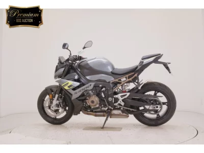 BMW BMW S1000R