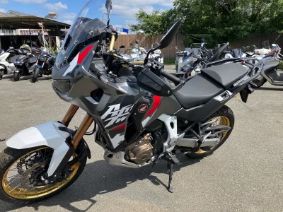 Honda CRF1100L ADV ES DCT