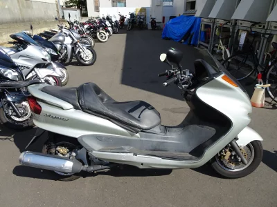 Мотоцикл из Японии Yamaha MAJESTY 250