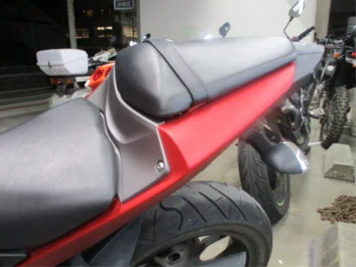 Yamaha YZF-R25 ABS
