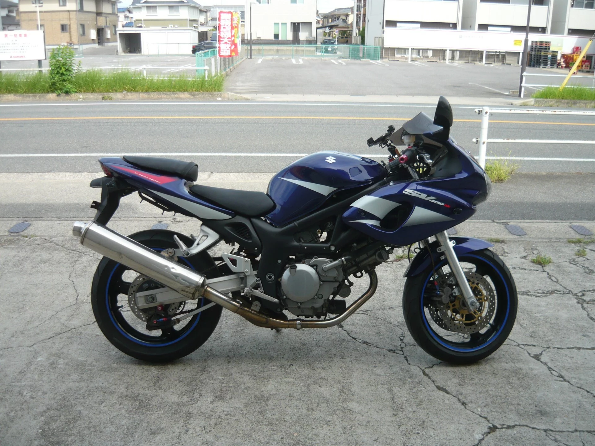 Suzuki SV400S  с аукциона в Японии