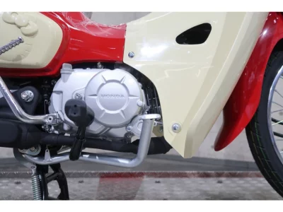 Honda SUPER CUB 50 HELLOKITTY с аукционов Японии