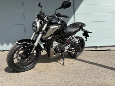Honda CB125R