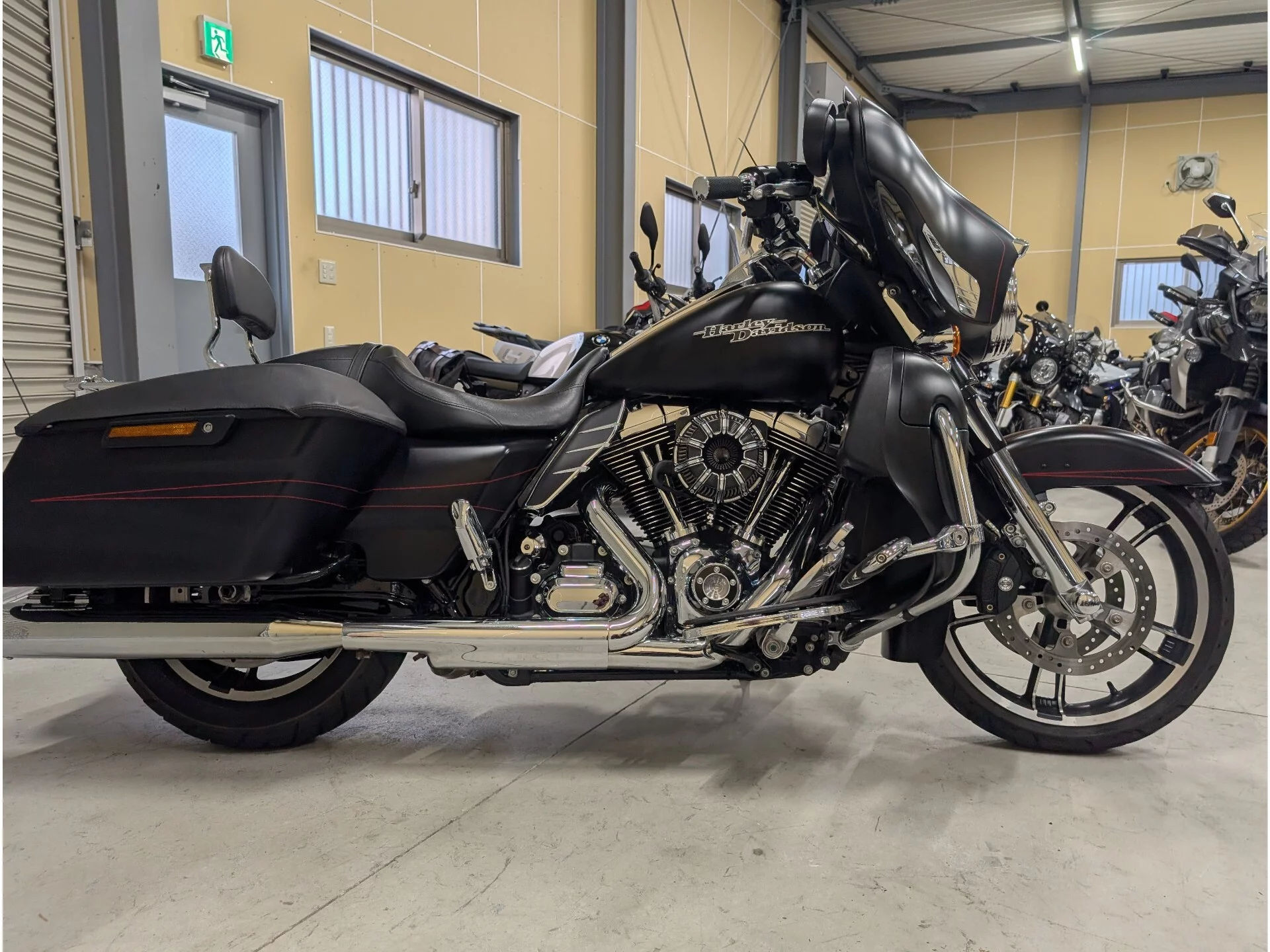 Harley-Davidson HARLEY FLHXS STREET G SPL  с аукциона в Японии