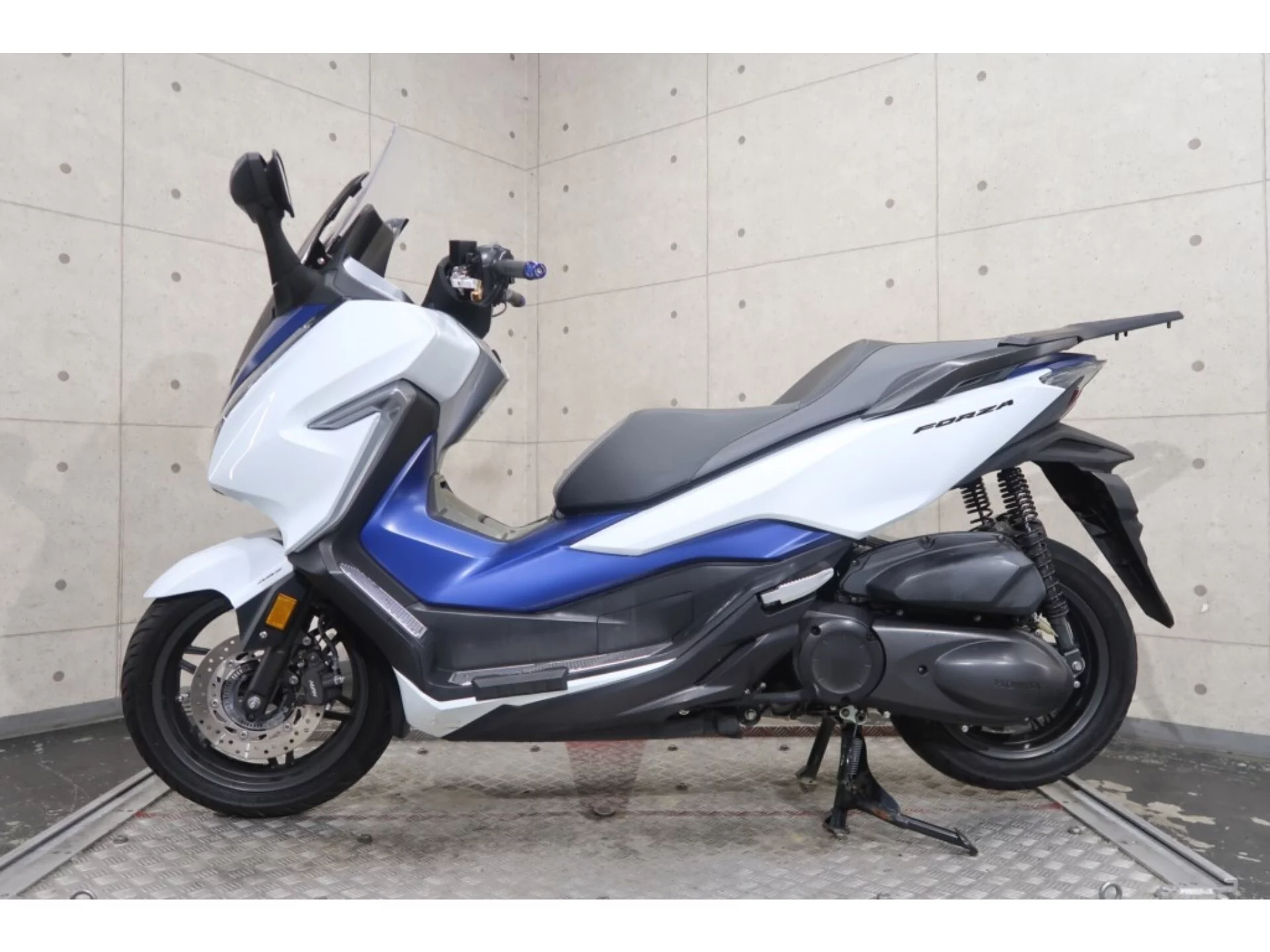 Honda FORZA 250  с аукциона в Японии