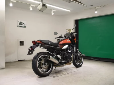 Kawasaki Z900RS