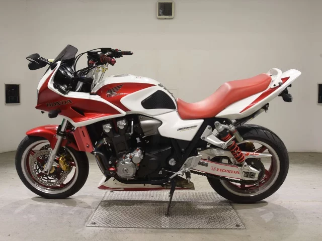 Honda CB1300SF BOLDOR  с аукциона в Японии