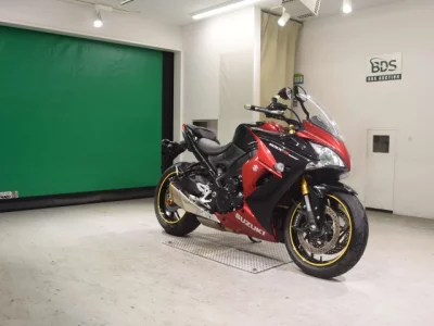 Suzuki GSX-S1000F