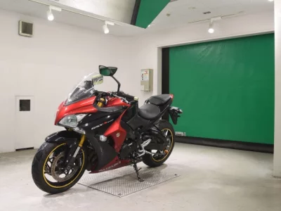 Suzuki GSX-S1000F