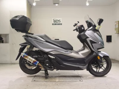 Honda FORZA -5