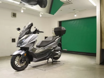 Honda FORZA -5