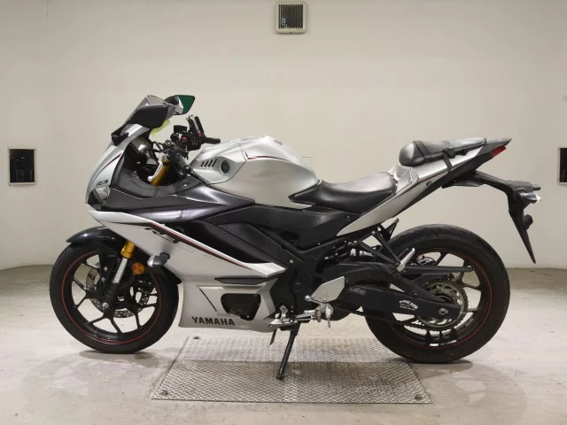 Yamaha YZF-R3  с аукциона в Японии