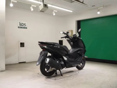 Honda PCX125-4