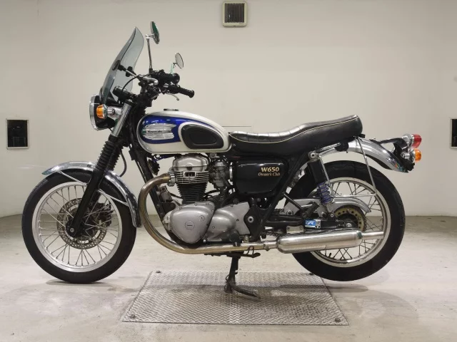 Kawasaki W650  с аукциона в Японии