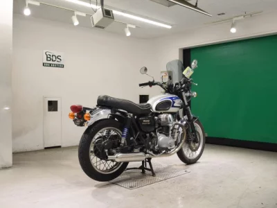 Kawasaki W650 с аукционов Японии