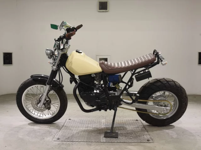 Yamaha TW225  с аукциона в Японии