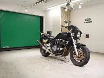 Yamaha XJR1200