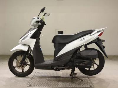 Suzuki ADDRESS110-2