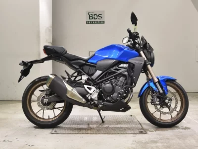 Мотоцикл из Японии Honda CB250RA