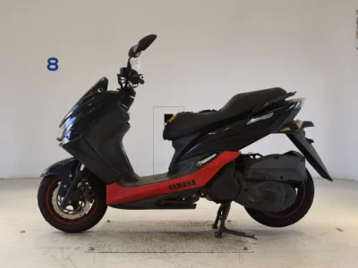 Мотоцикл из Японии Yamaha MAJESTY 155S-2