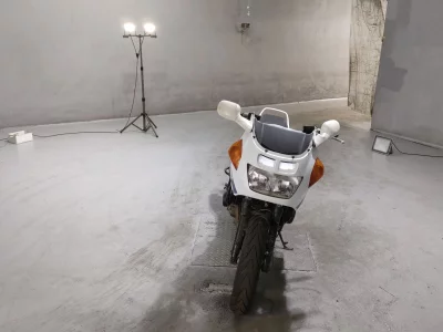 Honda CBR1000F