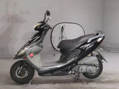 Suzuki GSR125NEX