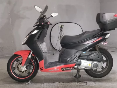 Мотоцикл из Японии Aprilia 