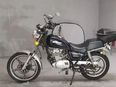 Suzuki GN125H