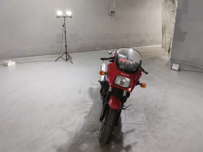 Kawasaki GPZ900R