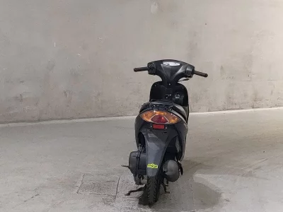 Suzuki ADDRESS V50