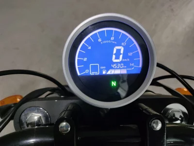Suzuki BANDIT250-1