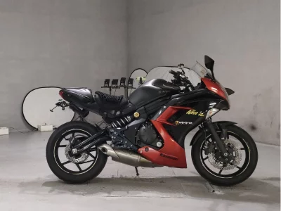 Kawasaki NINJA400