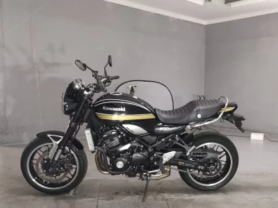 Kawasaki Z900RS
