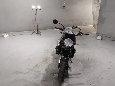 Kawasaki Z900RS