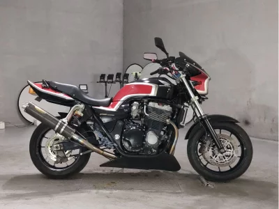 Мотоцикл из Японии Honda CB1300SF