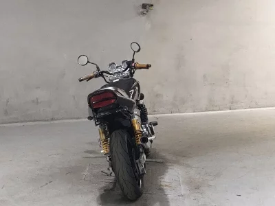 Yamaha XJR400R-1