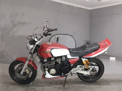 Yamaha XJR400R-1