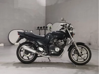 Мотоцикл из Японии Honda JADE