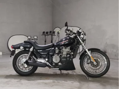 Kawasaki ELIMINATOR 400-1