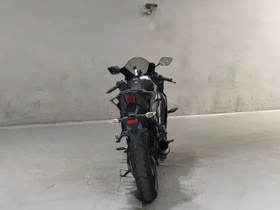 Yamaha YZF-R15