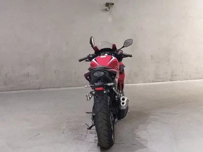 Honda CBR400R