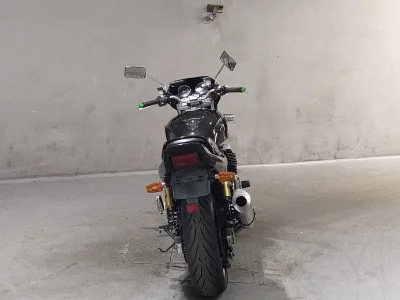 Yamaha XJR1200