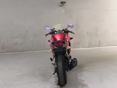 Honda CBR250R