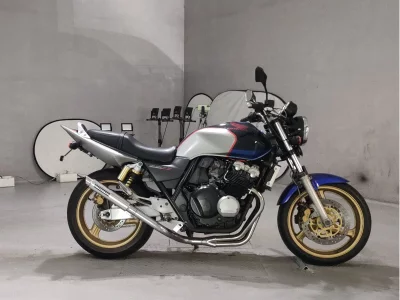 Honda CB400SFV-3