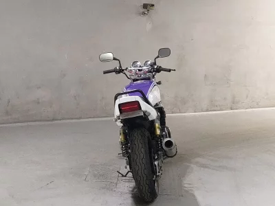 Yamaha XJR400