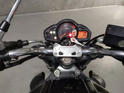 Suzuki GLADIUS400