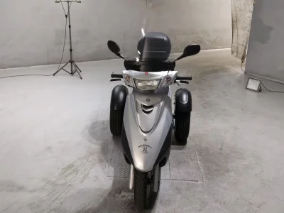 Yamaha AKUSHI STREET  TRIKE