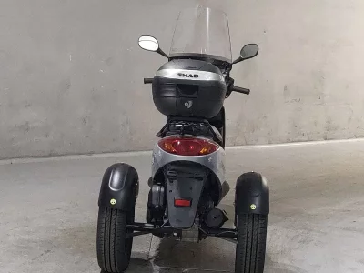 Yamaha AKUSHI STREET  TRIKE